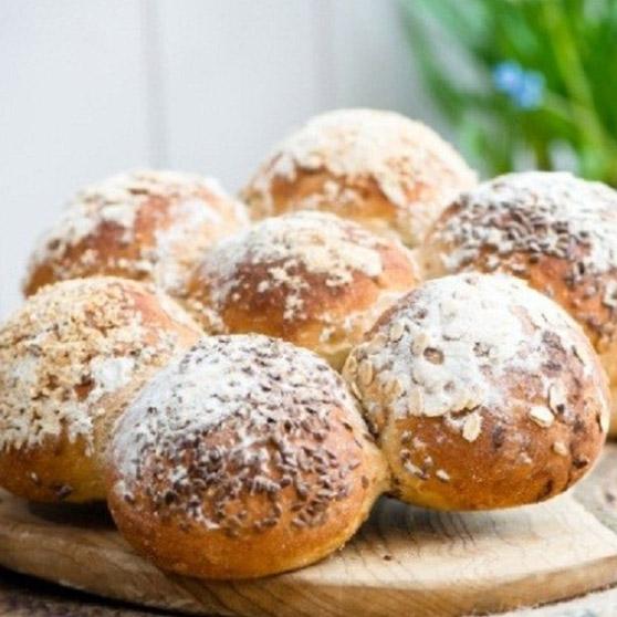 Granary Tare `n Share Party bread