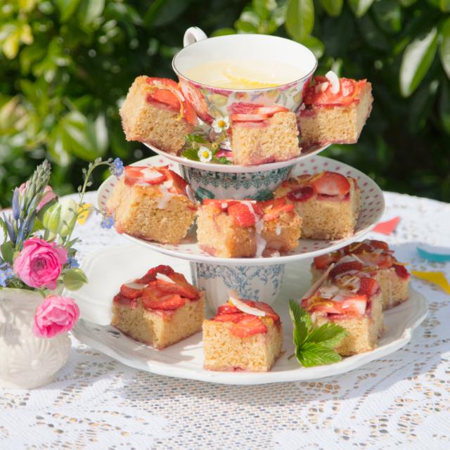 Lemon Coconut Strawberry Squares