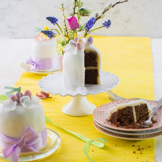 Mini Easter Cakes