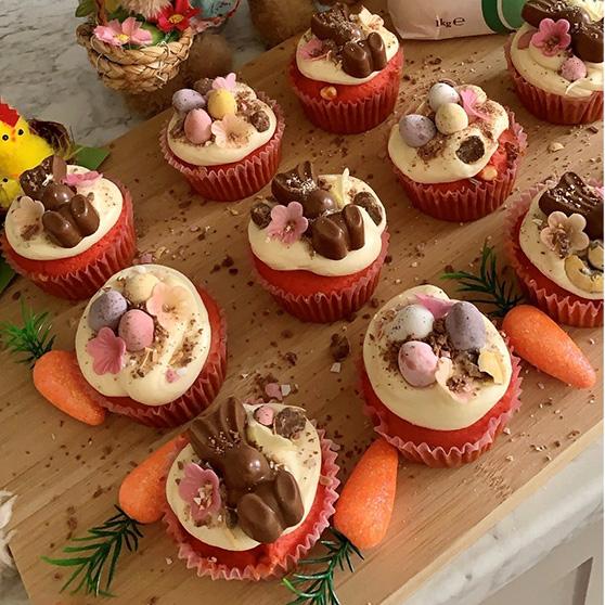 Red Velvet & White Chocolate Easter Cupcakes