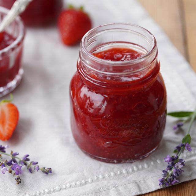 Spiced Strawberry Relish