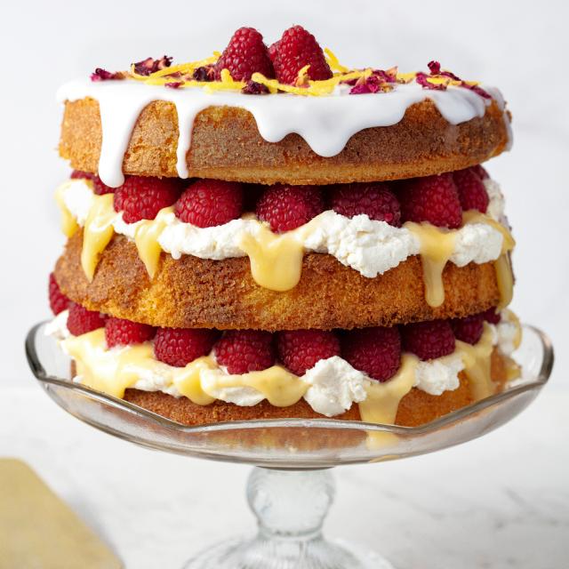 Lemon and raspberry layer cake