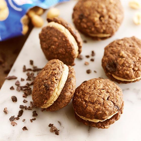 Oatcakes With Chocolate Peanut Butter Frosting