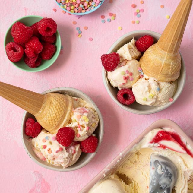 No-churn raspberry ripple ice cream