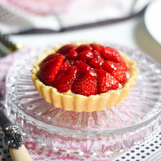 strawberry-tarts-ie.jpg
